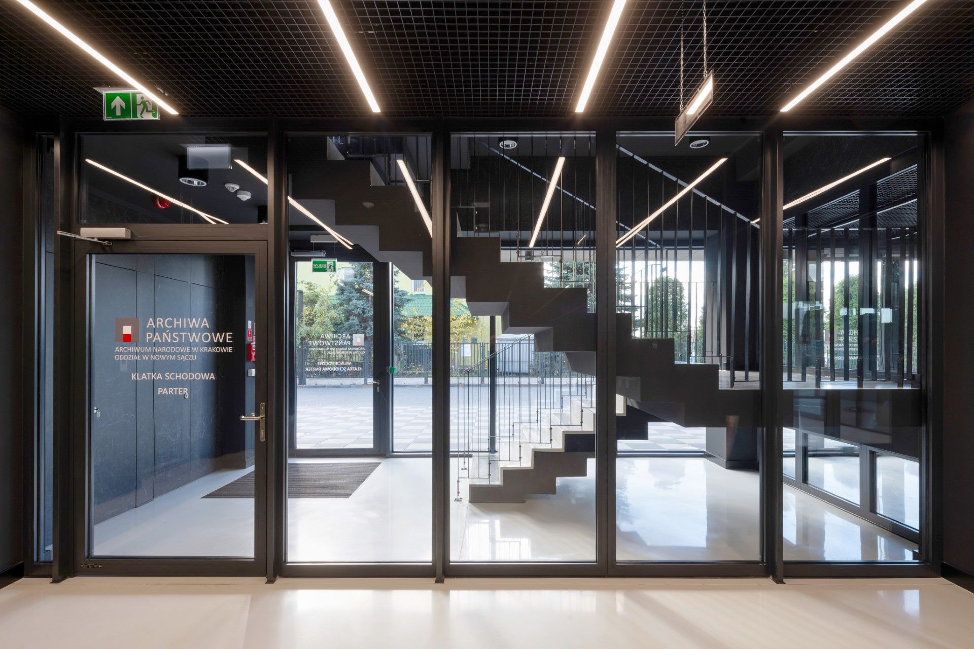 stolarka wewnętrzna archiwum nowy sącz