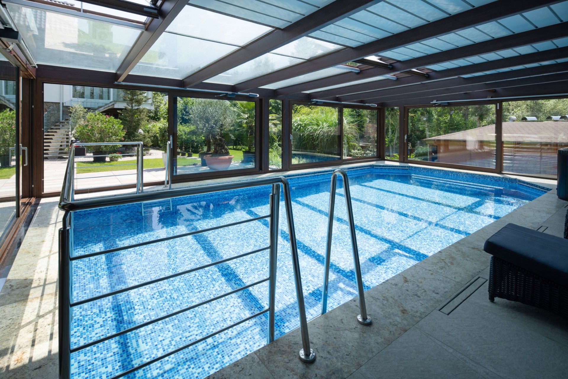 przydomowy basen z HST WIŚNIOWSKI